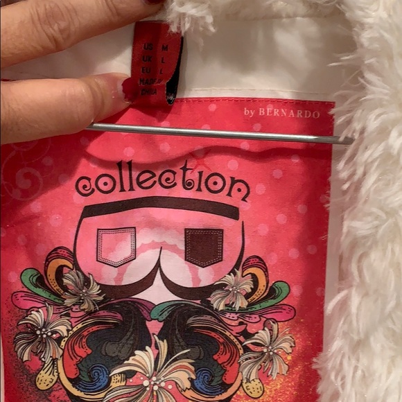 New Bernardo long Furry Light Cream Vest - Picture 5 of 6